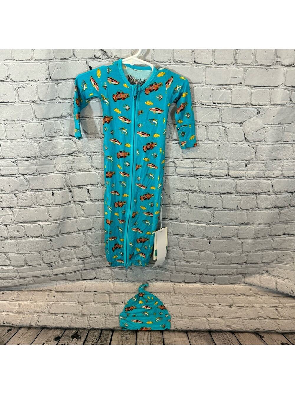 Free Birdees Fish Pattern Bamboo Gown and Hat